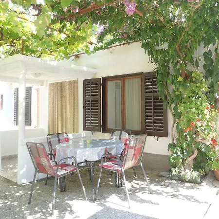Lovely Only 500 M From The Sea Pomer